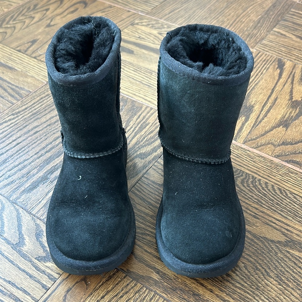 Ugg Kids Classic Short II boot